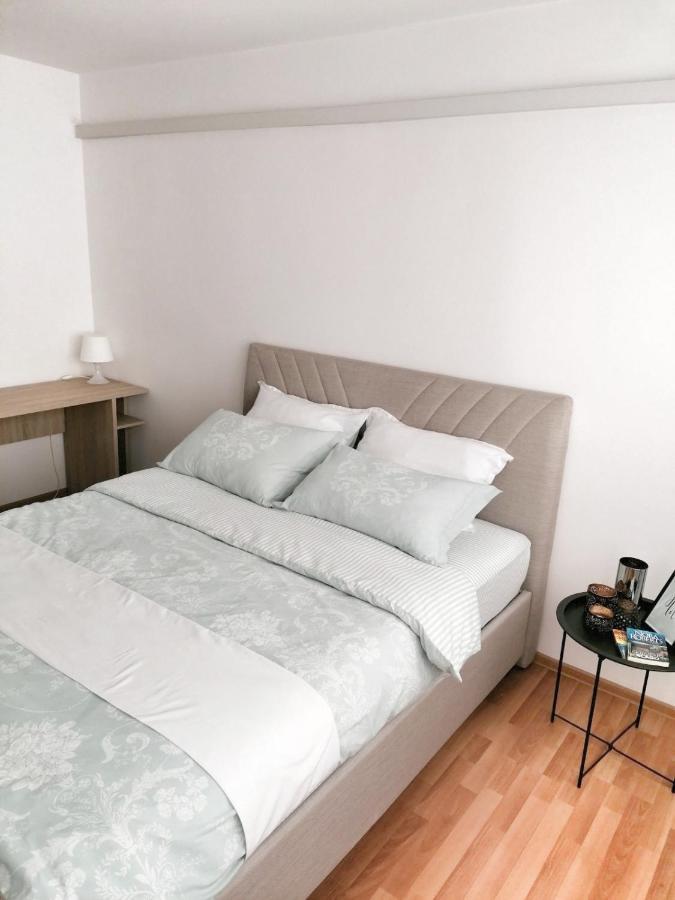 Nights & Smiles Sarajevo Apartment Bagian luar foto