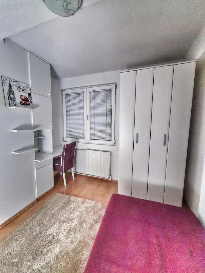 Nights & Smiles Sarajevo Apartment Bagian luar foto