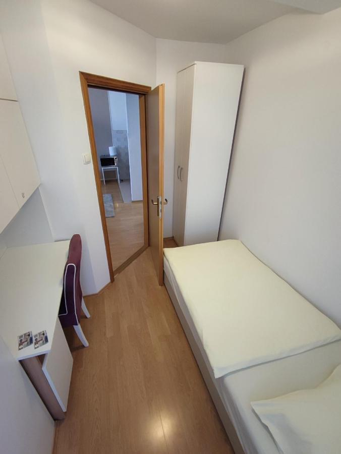 Nights & Smiles Sarajevo Apartment Bagian luar foto